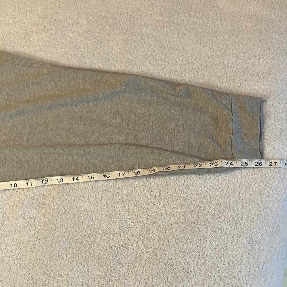 Vuori Performance joggers light gray - Picture 8 of 8